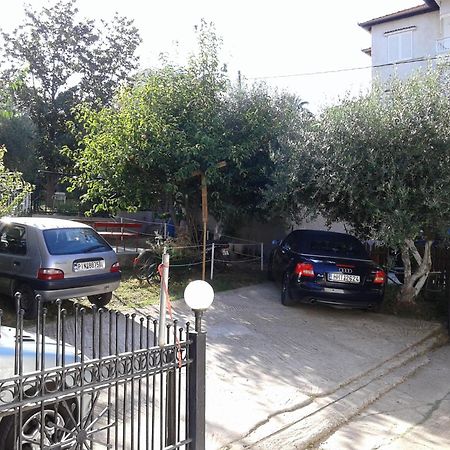 Mary Apartments Platamon Exterior foto