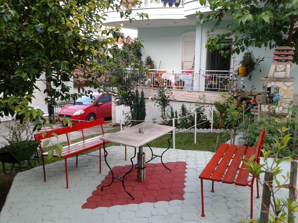 Mary Apartments Platamon Exterior foto
