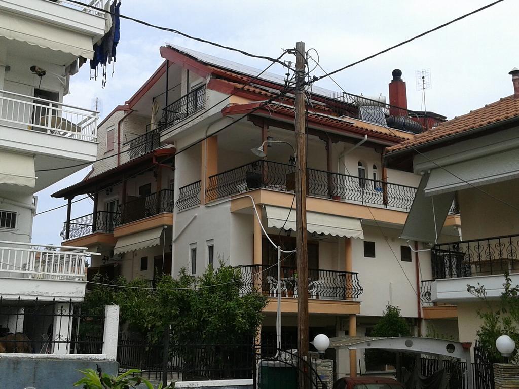 Mary Apartments Platamon Exterior foto
