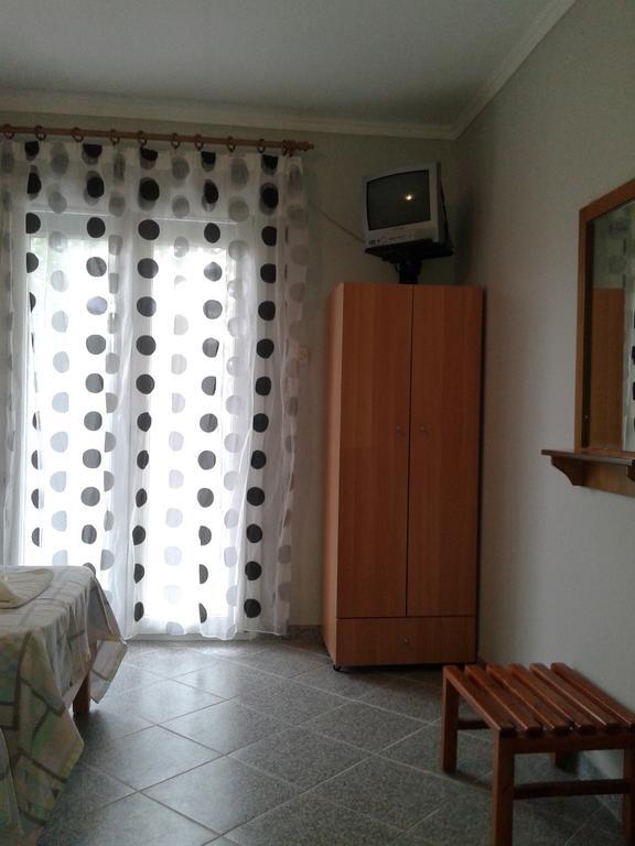 Mary Apartments Platamon Exterior foto